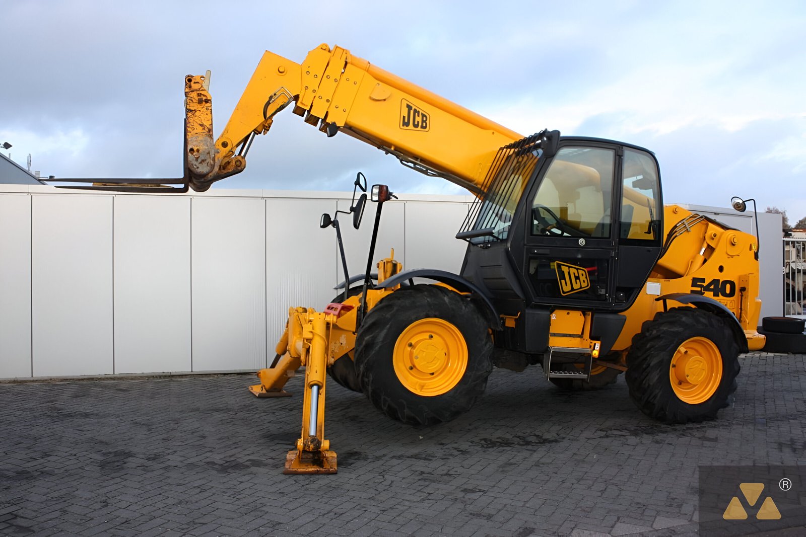 JCB 540-170 Machine